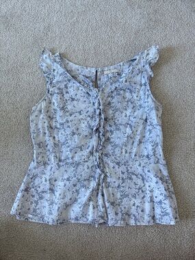 Light Blue/Lilac Floral Ruffle-Front Women's Vlouse